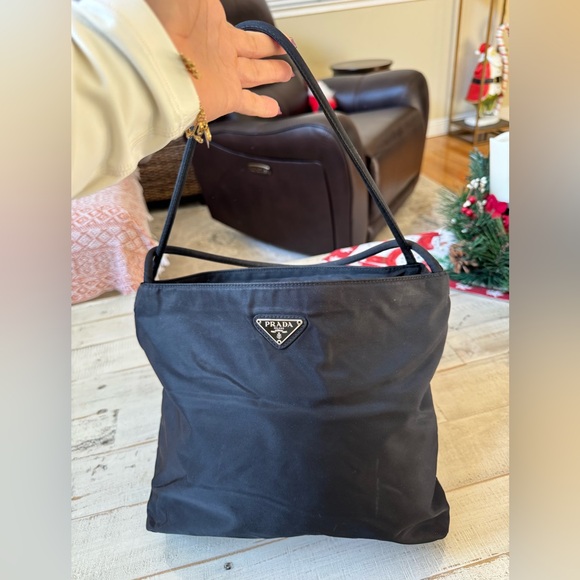 Prada 💫 Bag 💫 - Picture 3 of 12